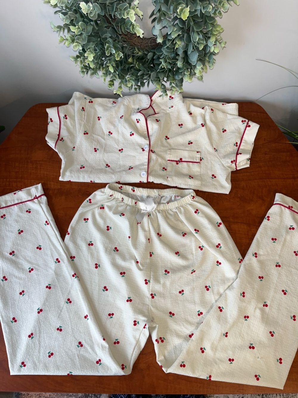 🍒 Cherry Print Pajama Set Red Piping Short Sleeve Button Top Drawstring Pants - Picture 5 of 11